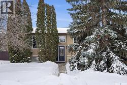 327 ALLEGRETTO CRESCENT  Saskatoon, SK S7K 6W3