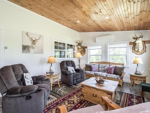 2569 Highway 2, Carrs Brook, NS 