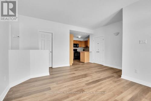 89 - 1107 E Stittsville Main Street, Ottawa, ON - Indoor
