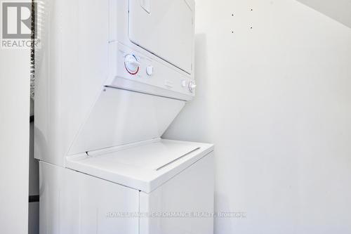 89 - 1107 E Stittsville Main Street, Ottawa, ON - Indoor Photo Showing Laundry Room