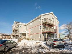 204 182 Farnham Gate Road  Halifax, NS B3M 4C4