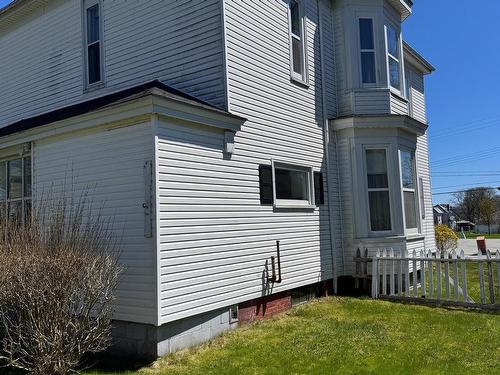 48 Albert Street, Yarmouth, NS 