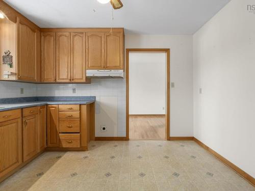 24 Christopher Avenue, Dartmouth, NS 