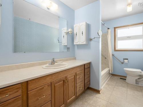 24 Christopher Avenue, Dartmouth, NS 