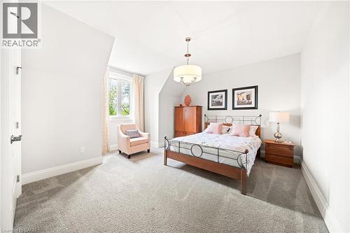 1577 Gloucester Road, London, ON - Indoor Photo Showing Bedroom