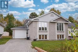 2779 Algonquin  Sudbury, ON P3E 4X7