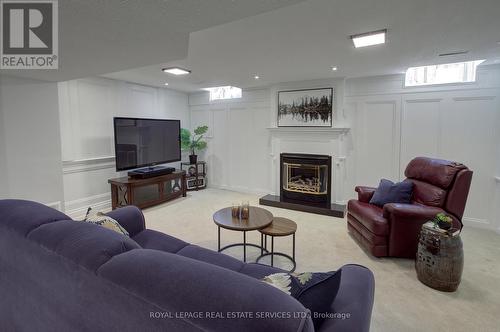 884 Silver Birch Trail, Mississauga, ON - Indoor Photo Showing Other Room With Fireplace