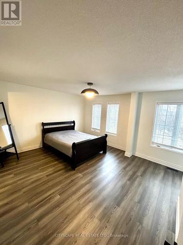 3974 Stardust Drive, Mississauga, ON - Indoor