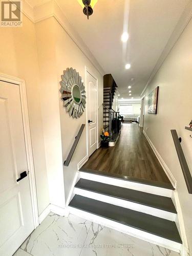 3974 Stardust Drive, Mississauga, ON - Indoor Photo Showing Other Room