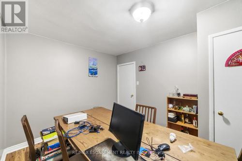 776 Britannia Avenue, Hamilton, ON - Indoor