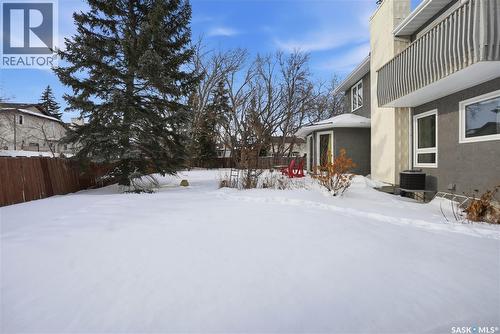 2423 Strathmore Place E, Regina, SK - Outdoor