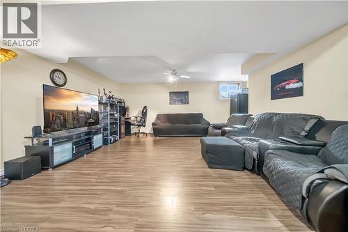 44611 Perth Line 86 Line, Perth, ON - Indoor Photo Showing Living Room