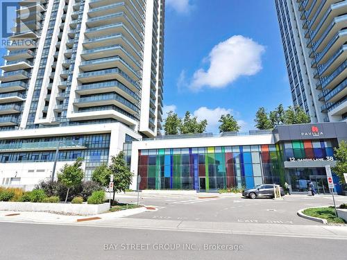 2215 - 12 GANDHI LANE  Markham, ON L3T 0G8