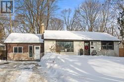 402 STEPHEN STREET  London South (South B), ON N6K 2N3