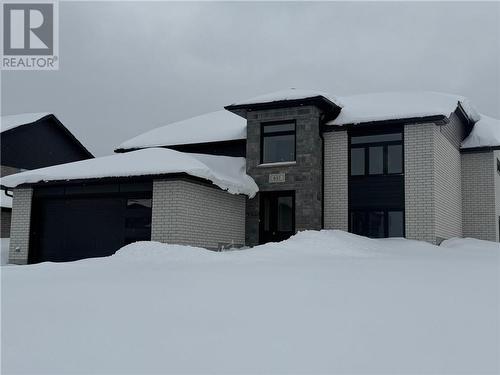 837 Moonrock Avenue  Sudbury, ON P3E 5Z5