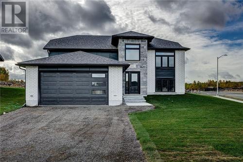 837 Moonrock Avenue  Sudbury, ON P3E 5Z5