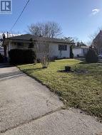 102 STEELE STREET  St. Thomas, ON N5R 2Y5