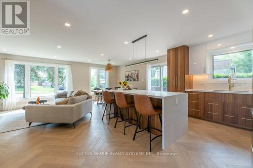 1264 Landfair Crescent, Oakville, ON - Indoor