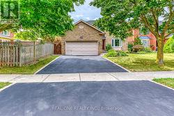 1237 WOODVIEW DRIVE  Oakville, ON L6M 2M5
