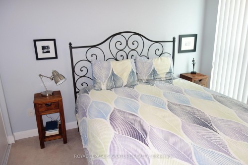 706-205 Sherway Gardens Road, Toronto, ON - Indoor Photo Showing Bedroom