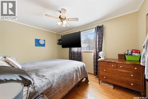 57 Murphy Crescent, Saskatoon, SK - Indoor Photo Showing Bedroom