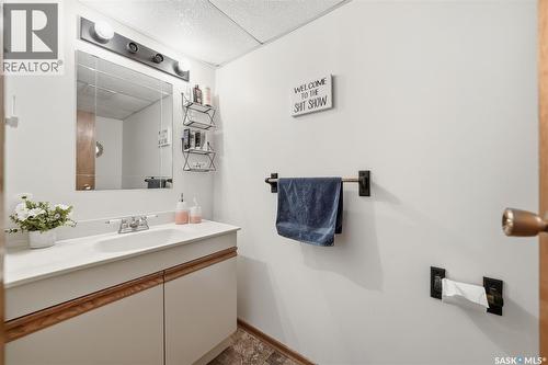 57 Murphy Crescent, Saskatoon, SK - Indoor Photo Showing Bathroom