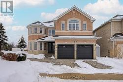 39 BAYFIELD DRIVE  Richmond Hill, ON L4S 2M5