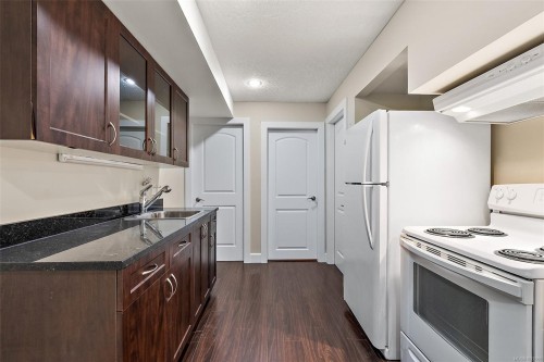 4973 La Quinta Pl, Saanich, BC 
