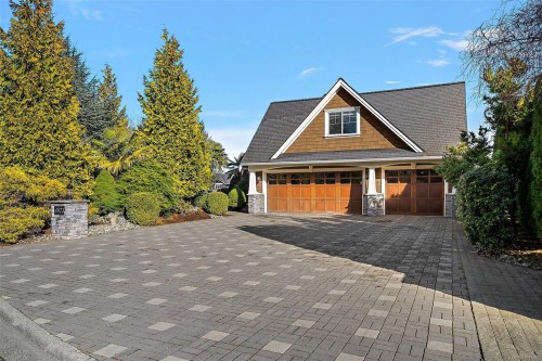 4973 La Quinta Pl, Saanich, BC 