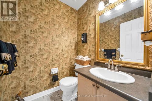 1340 Whitewater Lane, Mississauga, ON - Indoor Photo Showing Bathroom