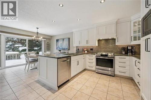 92 Marsh Crescent, Guelph, ON - Indoor Photo Showing Kitchen With Stainless Steel Kitchen With Upgraded Kitchen