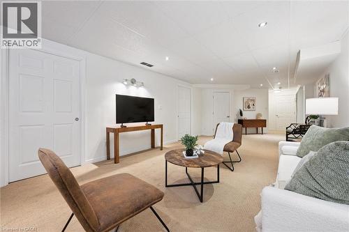 92 Marsh Crescent, Guelph, ON - Indoor Photo Showing Living Room