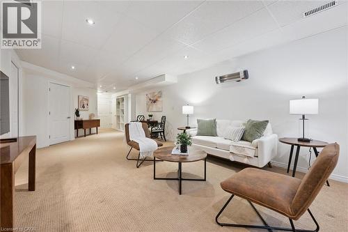 92 Marsh Crescent, Guelph, ON - Indoor Photo Showing Living Room
