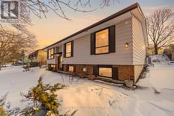 796 HILLSIDE DRIVE  Kingston (South Of Taylor-Kidd Blvd), ON K7M 5Y8