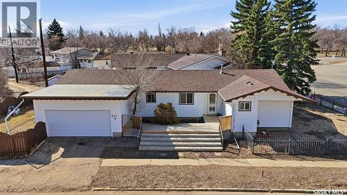 601 Centre STREET  Assiniboia, SK S0H 0B0