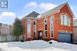 3898 PARKGATE DRIVE  Mississauga, ON L5N 7B4