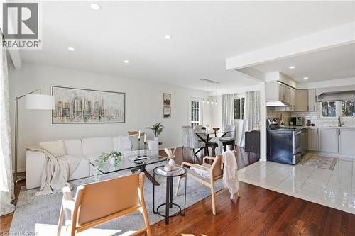 Beautiful open concept living/dining/kitchen - 14 Basin Crescent, Hamilton, ON - Indoor