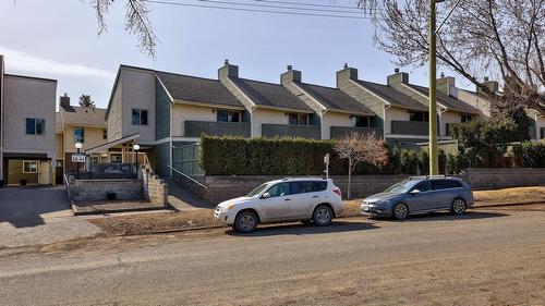14-145 Nicola Street, Kamloops, BC - Outdoor
