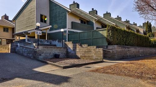 14-145 Nicola Street, Kamloops, BC - Outdoor