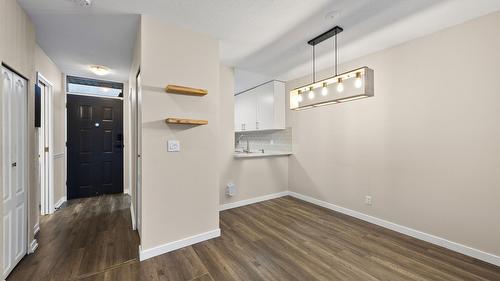 14-145 Nicola Street, Kamloops, BC - Indoor Photo Showing Other Room