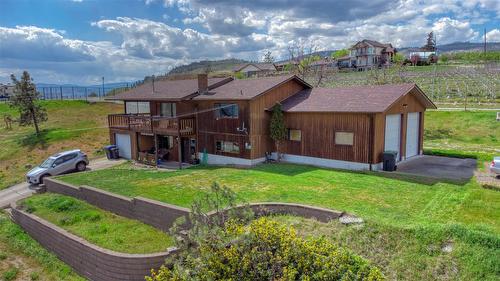 3924 Harding Road, West Kelowna, BC - Outdoor