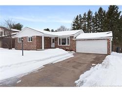 81 Glengrove RD  Moncton, NB E1A 5W7