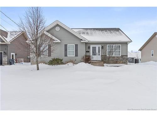 76 Mathias St, Dieppe, NB 