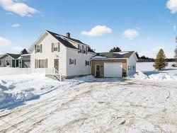 3215 Mountain Rd  Moncton, NB E1C 8K2