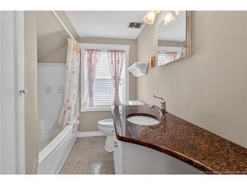 3215 Mountain Rd, Moncton, NB 