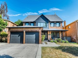 1206 Glenashton Drive Oakville, ON L6H 5L9