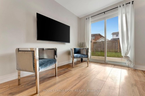 144 Ravenbury Drive, Hamilton, ON - Indoor