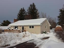 101 LAURIE Street  Truro, NS B2N 4S9