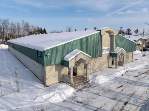 Front of Structure - 15 Rue Des Entreprises, Sainte-Anne-Des-Plaines, QC - Outdoor