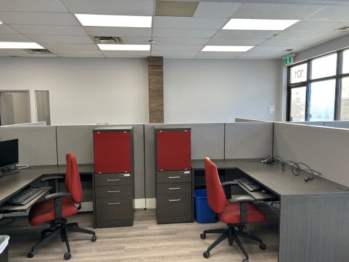 Office - 100-101-2015  - 2025 8E Avenue, Montréal (Rivière-Des-Prairies/Pointe-Aux-Trembles), QC - Indoor Photo Showing Office